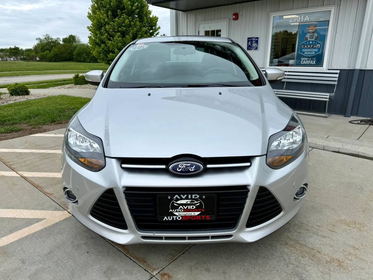Used 2014 Ford Focus Titanium FWD image 3