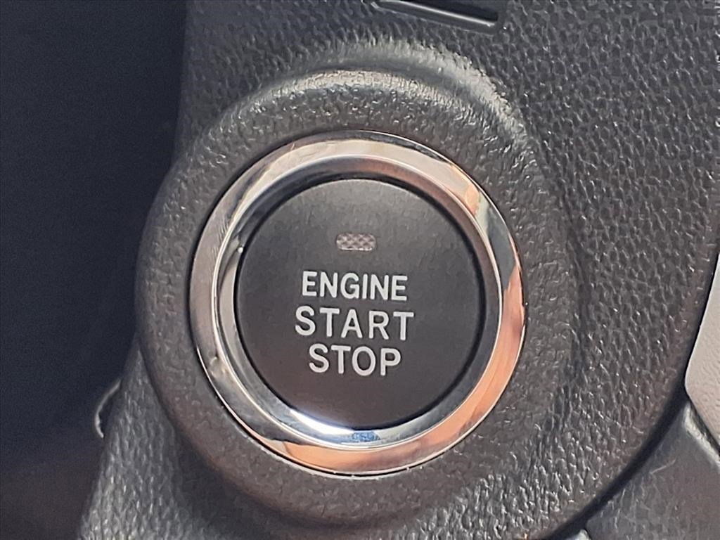 Used 2025 Subaru Outback Premium w/ Popular Package #1A image 13