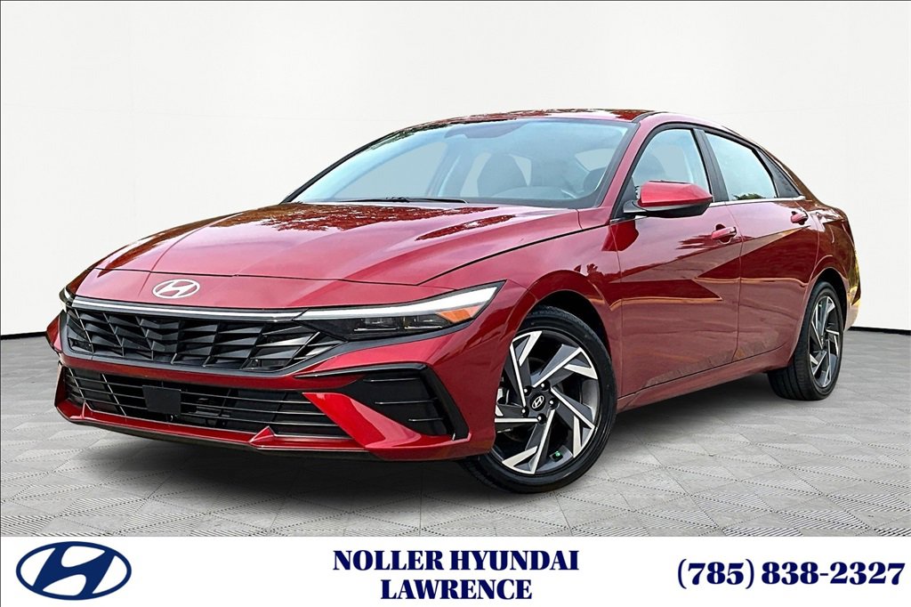 Certified 2025 Hyundai Elantra SEL image 1