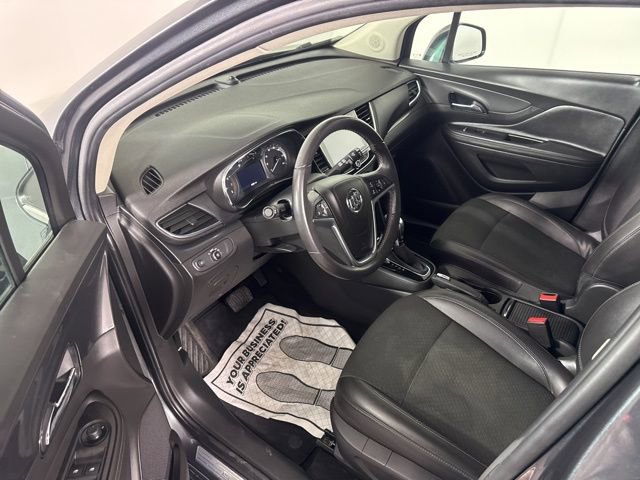 Used 2018 Buick Encore Preferred image 23