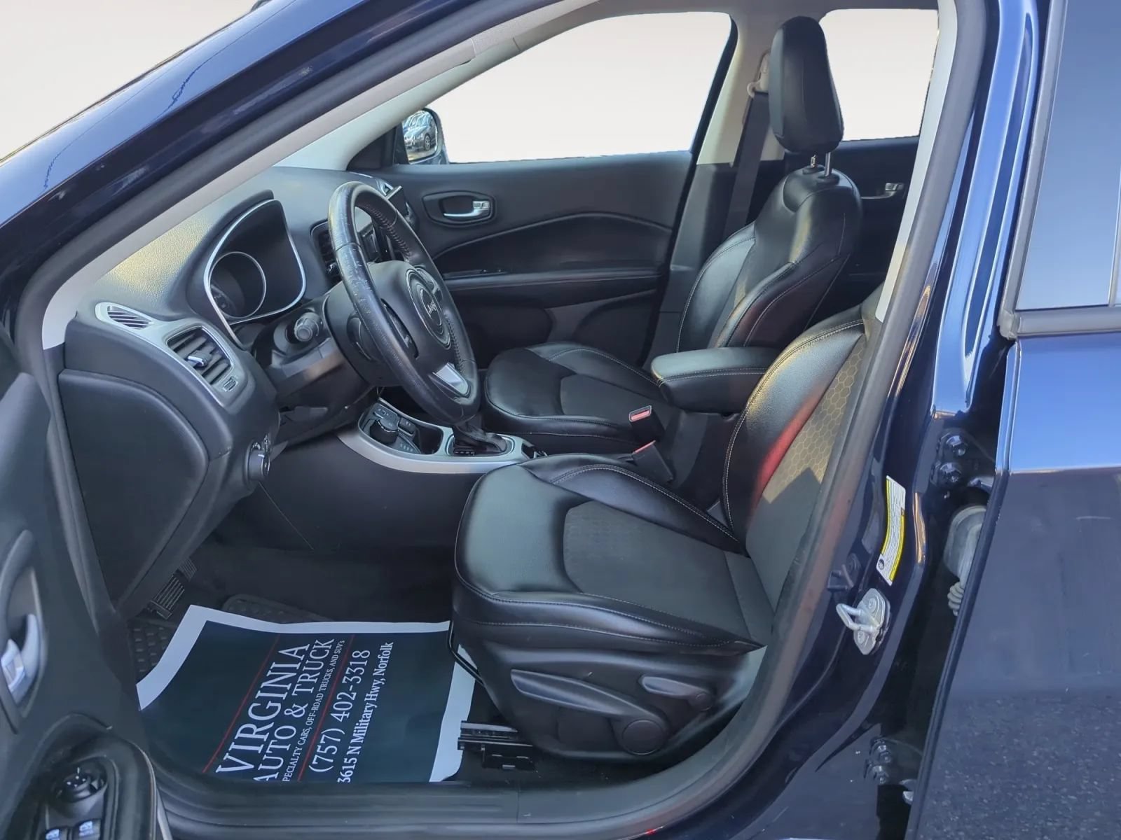 Used 2018 Jeep Compass Latitude AWD/4WD image 12