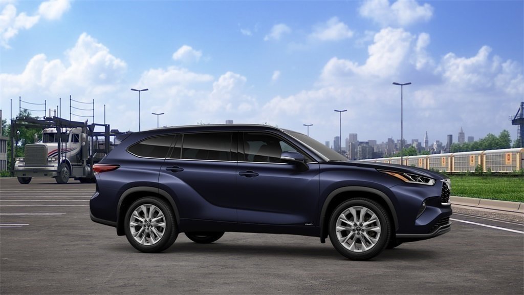 New 2025 Toyota Highlander Limited image 13