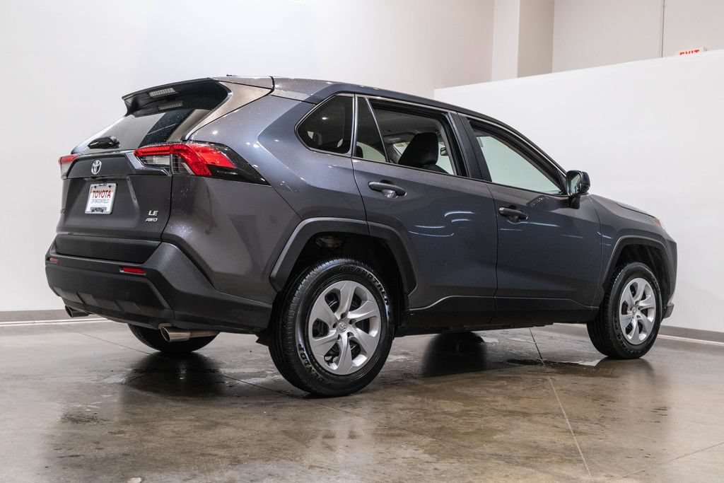 Certified 2025 Toyota RAV4 LE AWD/4WD image 9