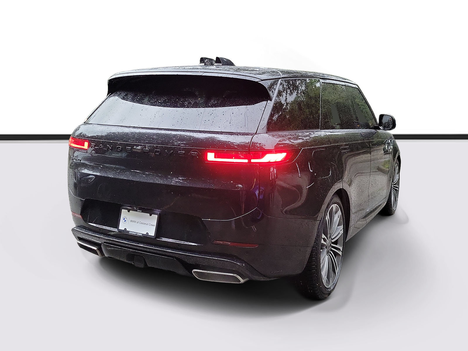 Used 2024 Land Rover Range Rover Sport Dynamic SE AWD/4WD image 4