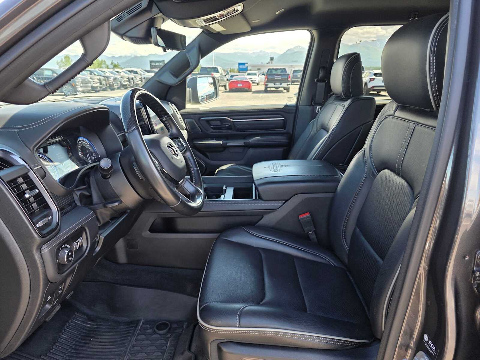 Used 2022 RAM 1500 Limited AWD/4WD image 19