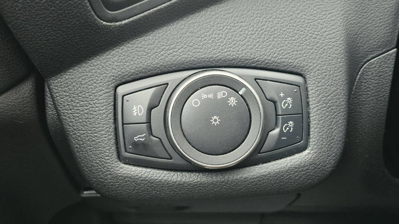 Used 2019 Ford Escape SEL AWD/4WD image 30
