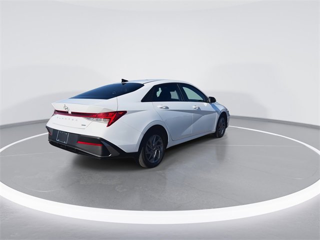 Certified 2025 Hyundai Elantra Blue image 8