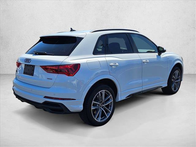 Used 2025 Audi Q3 2.0T Premium w/ Convenience Package AWD/4WD image 5
