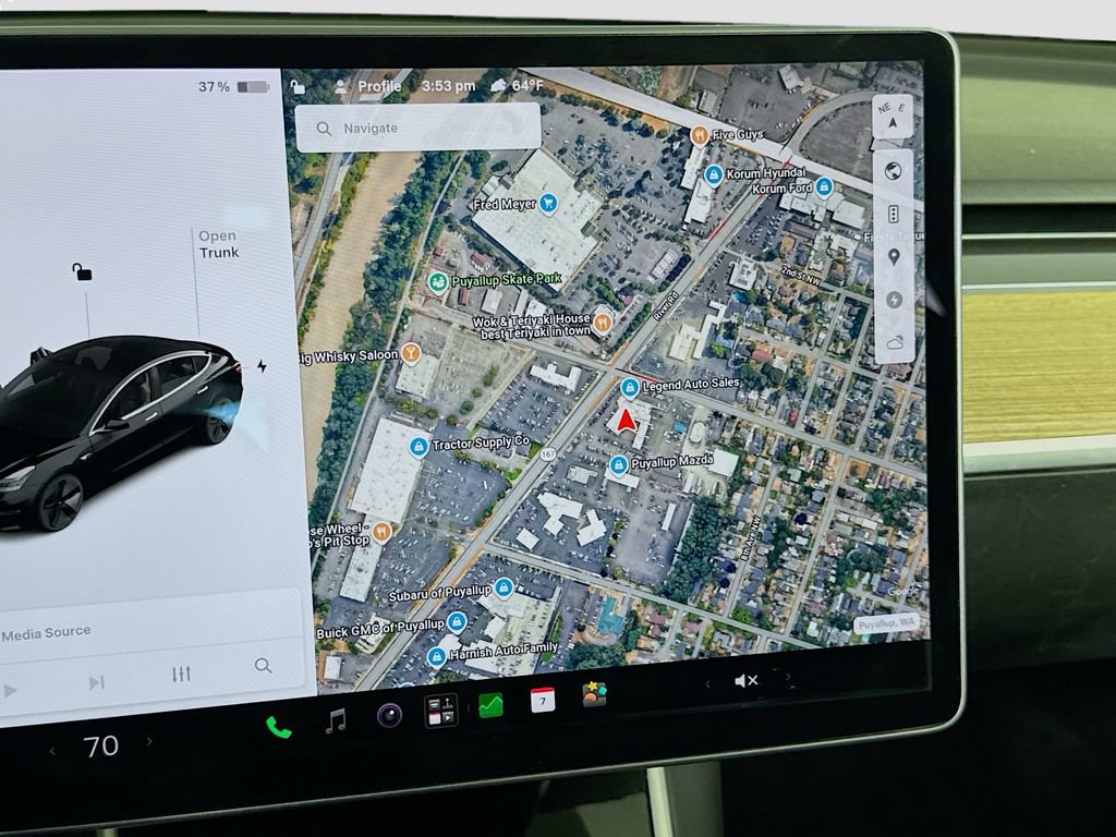 Used 2018 Tesla Model 3 Long Range RWD image 21