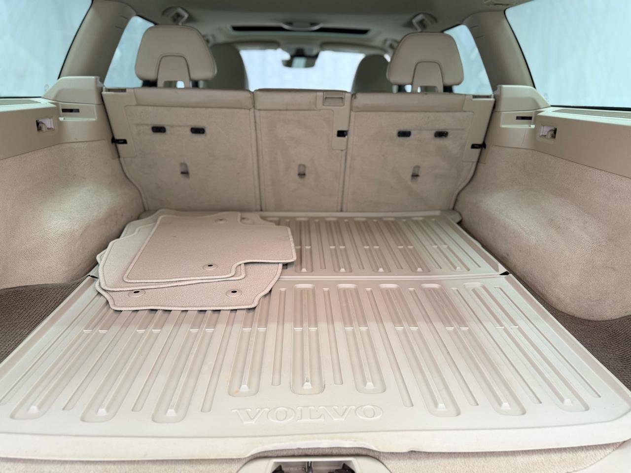 Used 2016 Volvo XC70 T5 Premier w/ Proximity Package AWD/4WD image 24