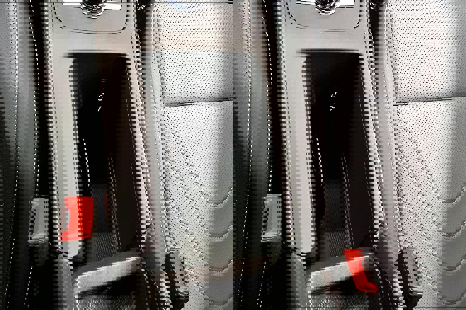 Used 2025 Volkswagen Tiguan SE image 35