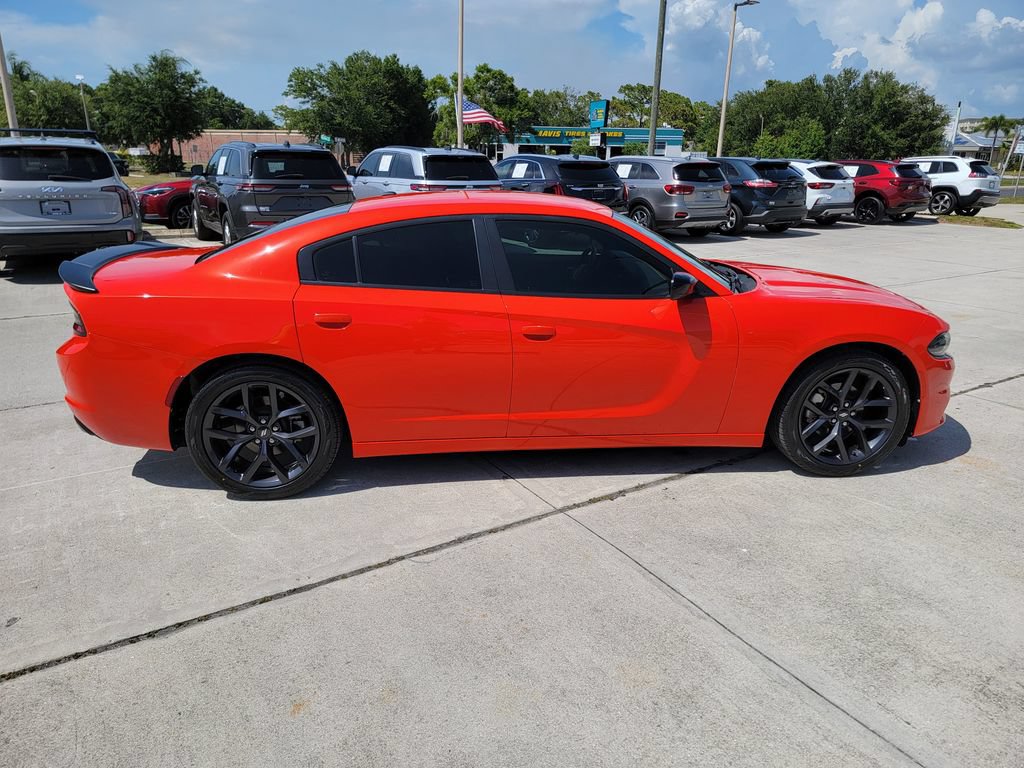 Used 2021 Dodge Charger SXT w/ Blacktop Package RWD image 6