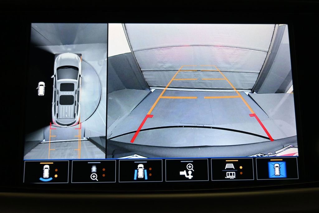 Used 2023 Buick Enclave Premium w/ Experience Buick Package FWD image 13