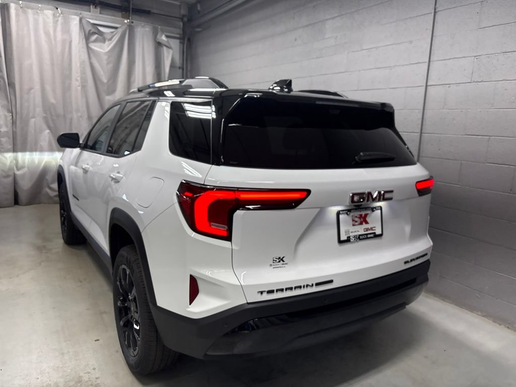 New 2027 GMC Terrain Elevation w/ Elevation Premium Package AWD/4WD image 28