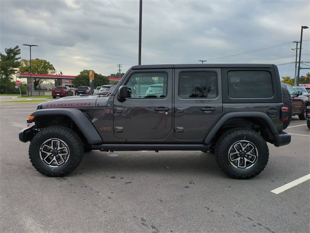 Used 2024 Jeep Wrangler Unlimited Rubicon w/ Technology Group image 7