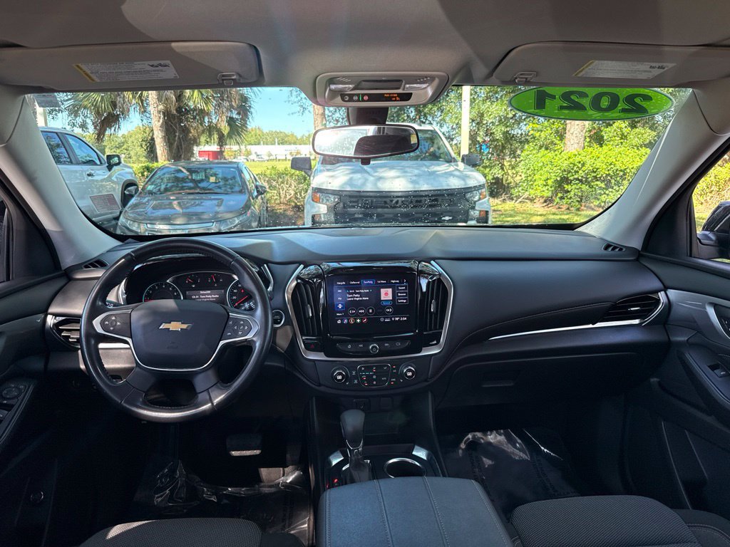 Used 2021 Chevrolet Traverse LT FWD image 11
