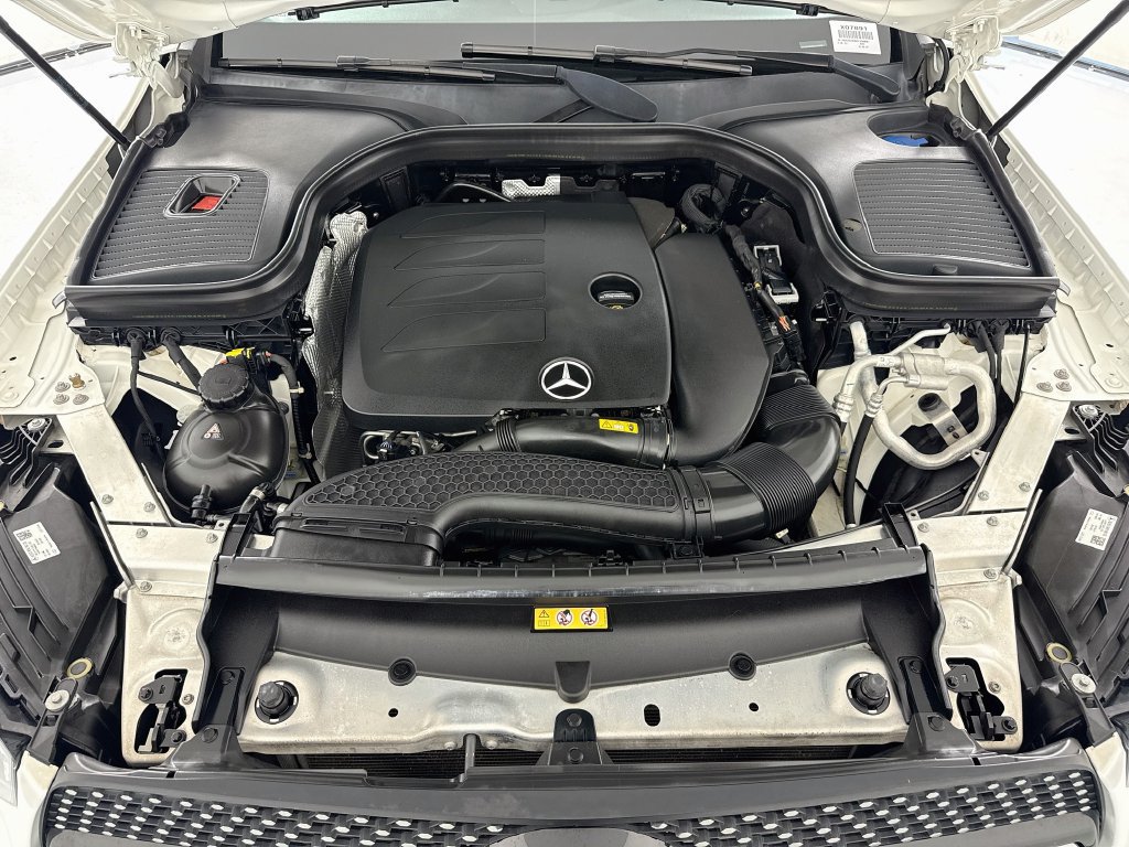 Used 2021 Mercedes-Benz GLC 300 image 29