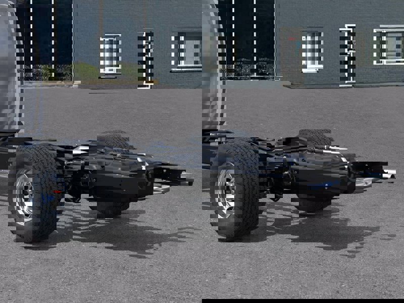 New 2025 GMC Savana 4500 w/ Power Convenience Package image 32