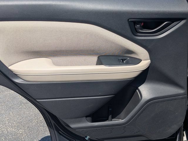 Used 2025 Subaru Forester w/ Convenience Package #1 AWD/4WD image 18