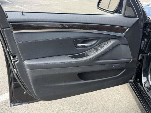 Used 2016 BMW 528i xDrive Sedan AWD/4WD image 18