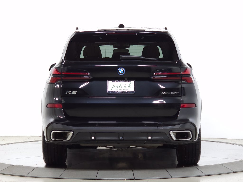 Used 2024 BMW X5 xDrive50e w/ M Sport Package AWD/4WD image 7