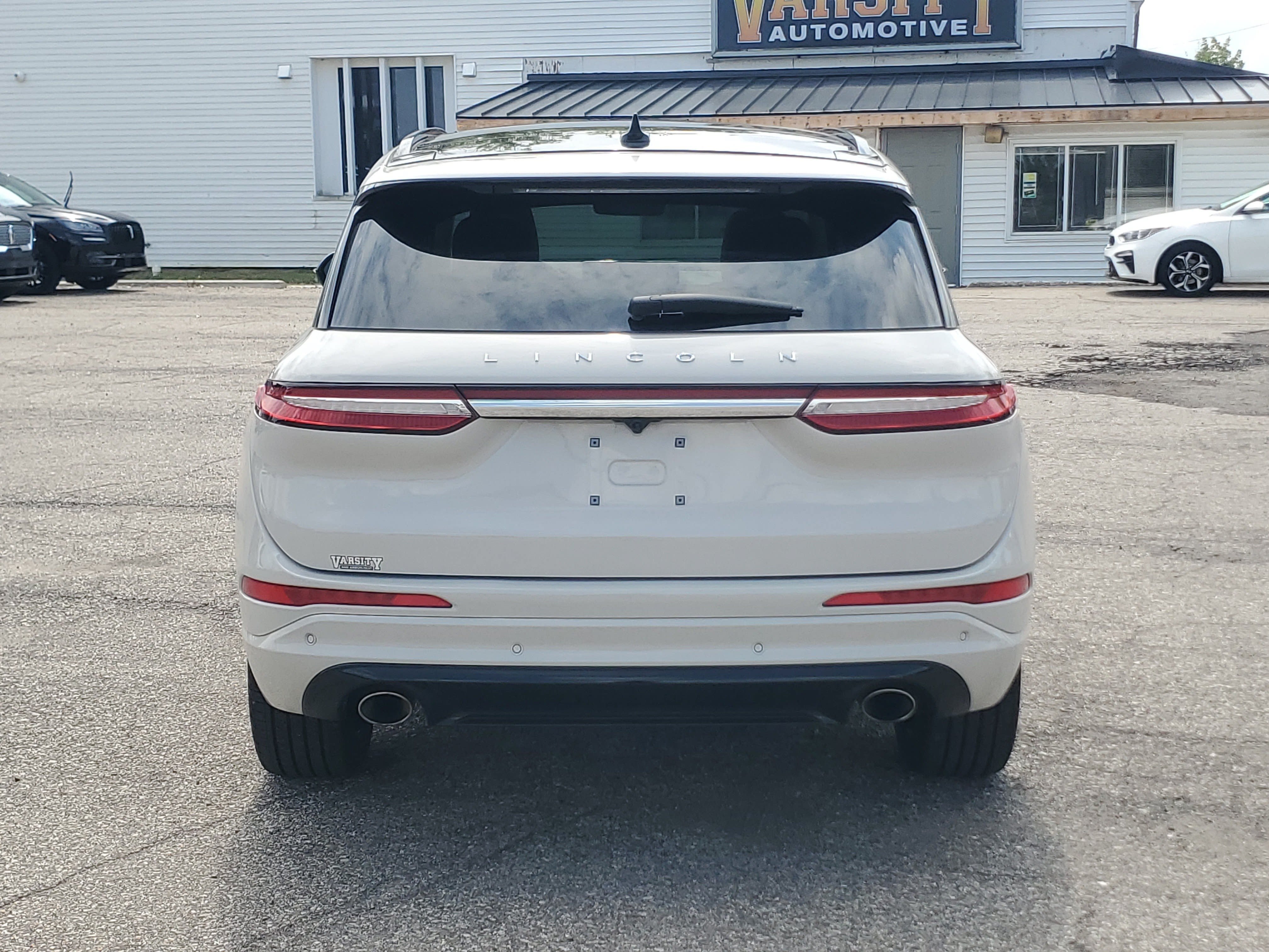 Certified 2024 Lincoln Corsair Reserve w/ Equipment Group 201A AWD/4WD image 5