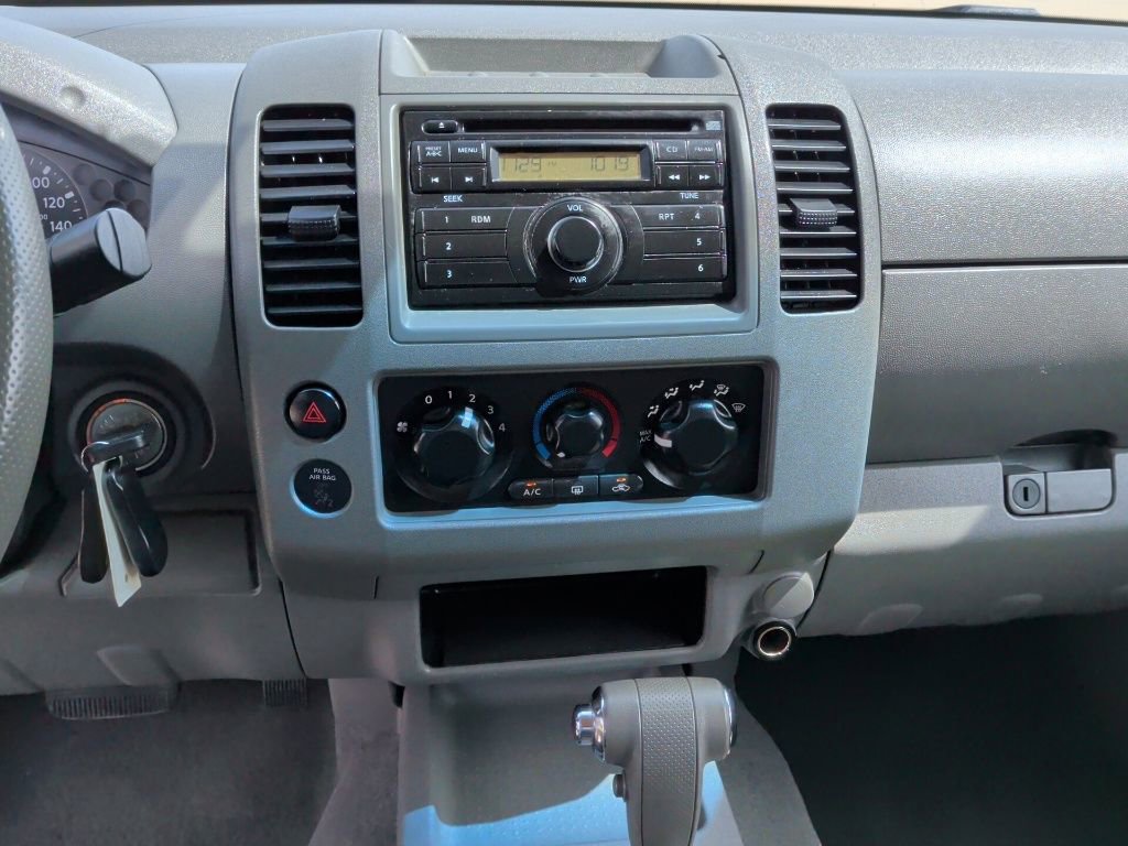 Used 2008 Nissan Frontier SE w/ SE Value Truck Pkg image 21