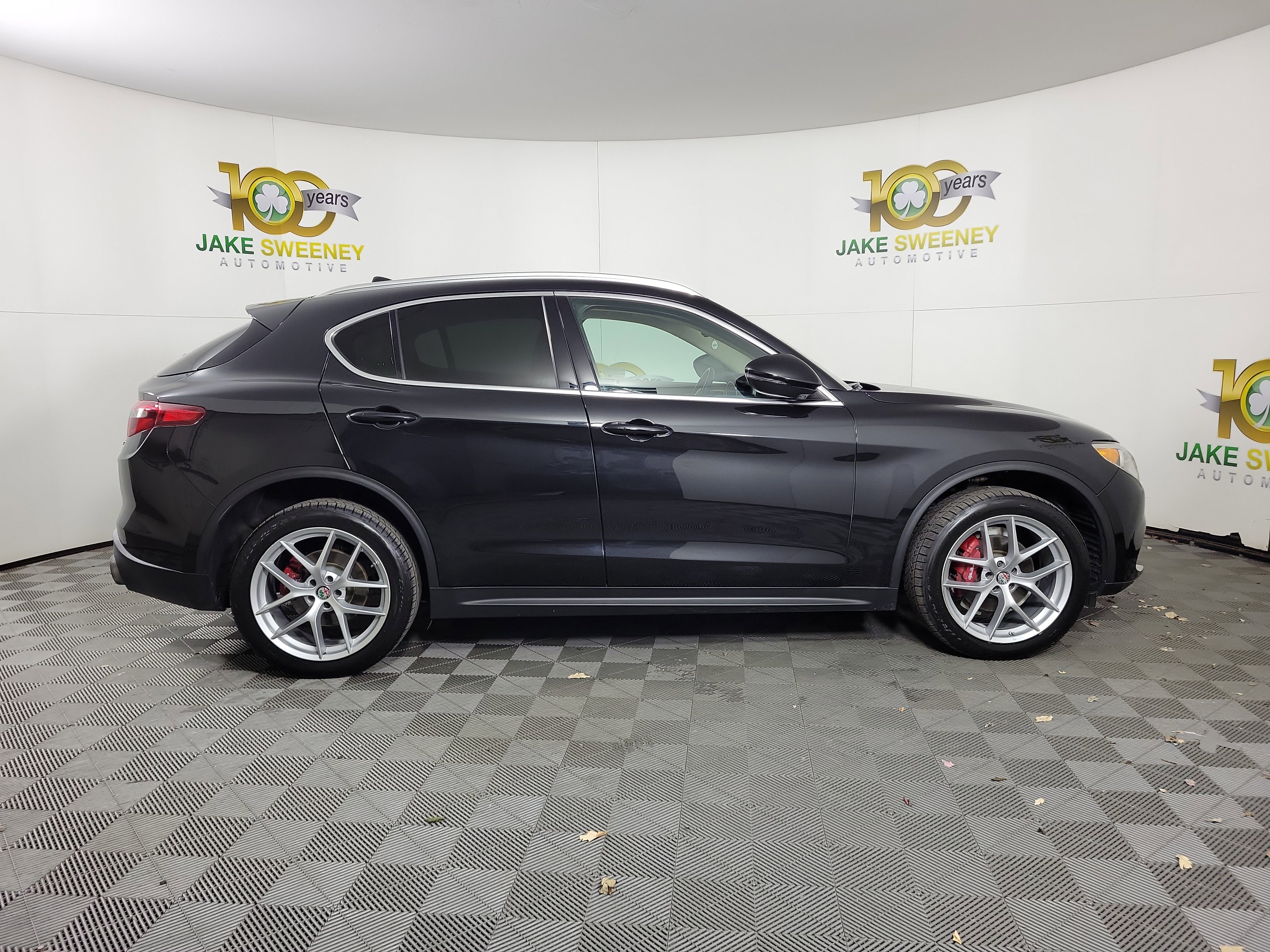 Used 2019 Alfa Romeo Stelvio Ti Lusso w/ Quick Order Package 22X Lusso image 8