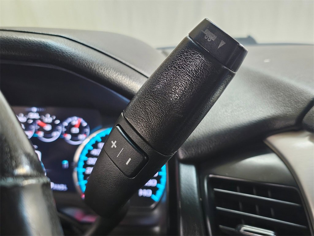 Used 2017 GMC Yukon SLT w/ Open Road Package image 34