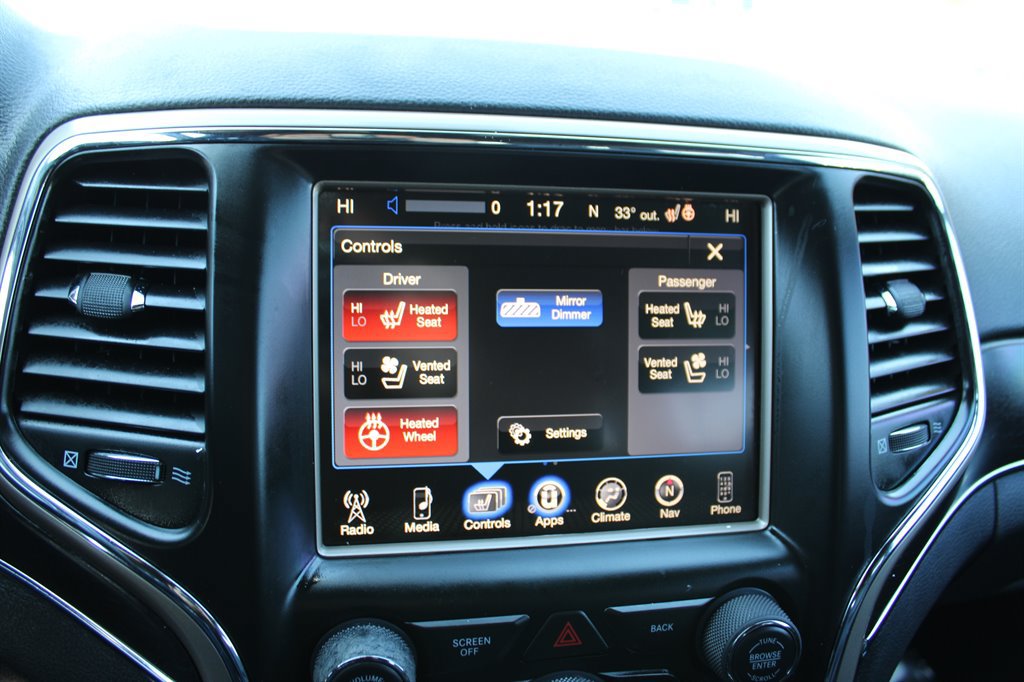 Used 2014 Jeep Grand Cherokee Limited w/ Luxury Group II RWD image 29