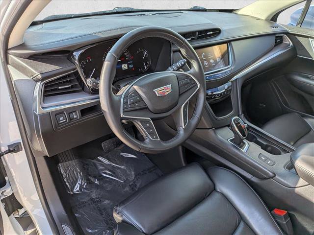 Used 2017 Cadillac XT5 Premium Luxury w/ LPO, Wheel Lock Package image 10