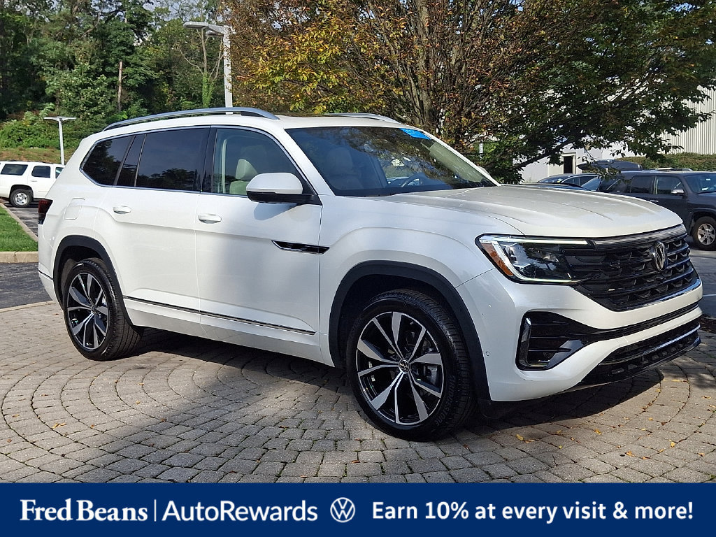 Certified 2026 Volkswagen Atlas SEL Premium R-Line AWD/4WD image 1