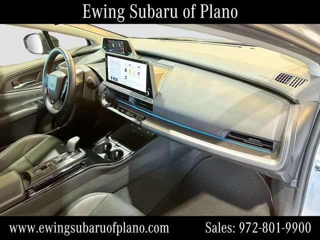 Used 2024 Toyota Prius XLE FWD image 29