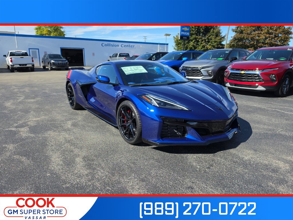 New 2027 Chevrolet Corvette Grand Sport w/ Z52 Sport Performance Package RWD image 1