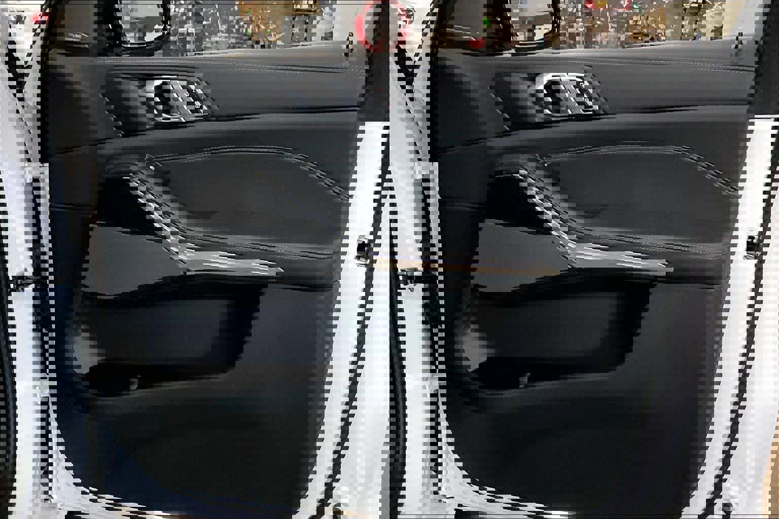 Certified 2025 BMW X5 xDrive40i w/ M Sport Package image 26