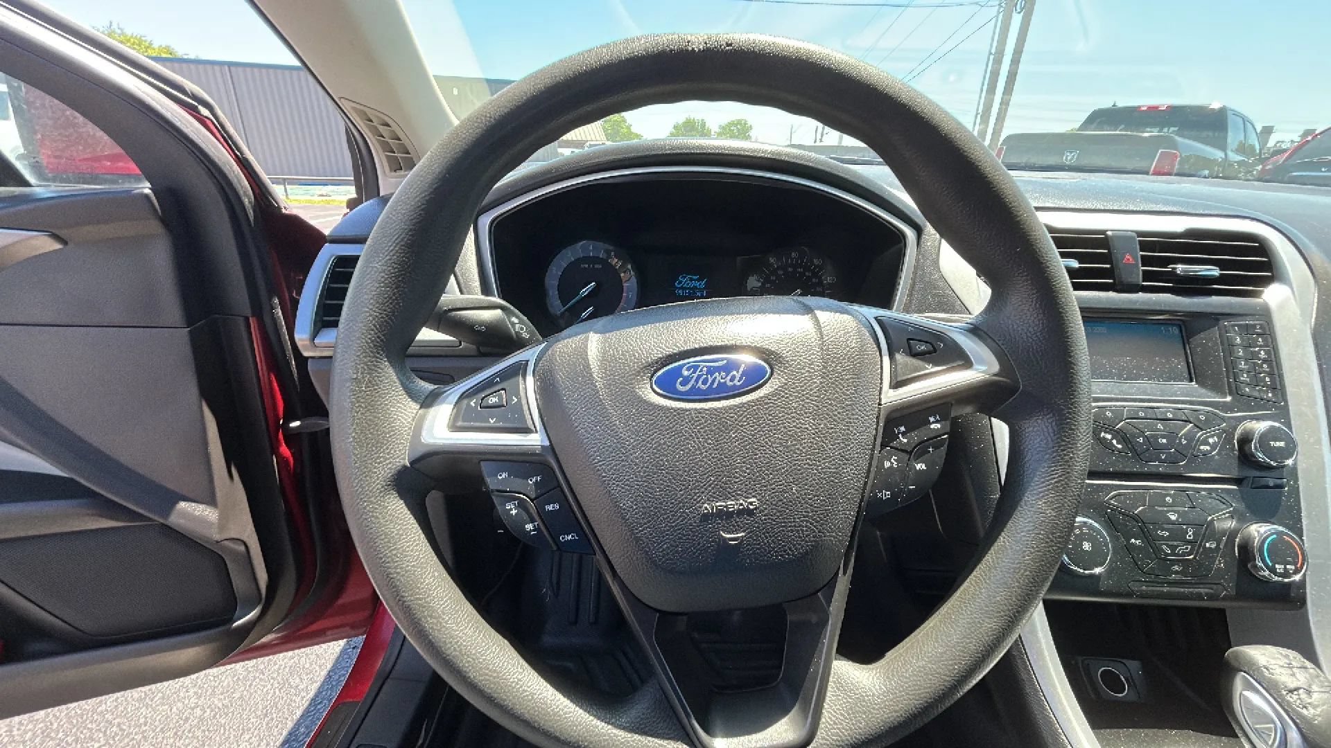 Used 2016 Ford Fusion S FWD image 5