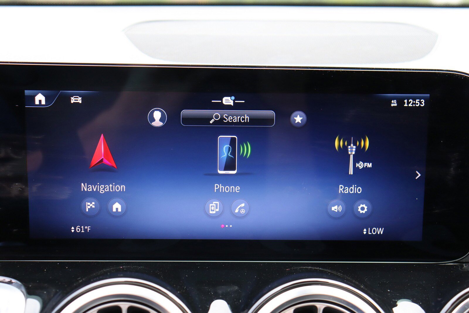 Used 2024 Mercedes-Benz GLB 250 w/ Driver Assistance Package image 35