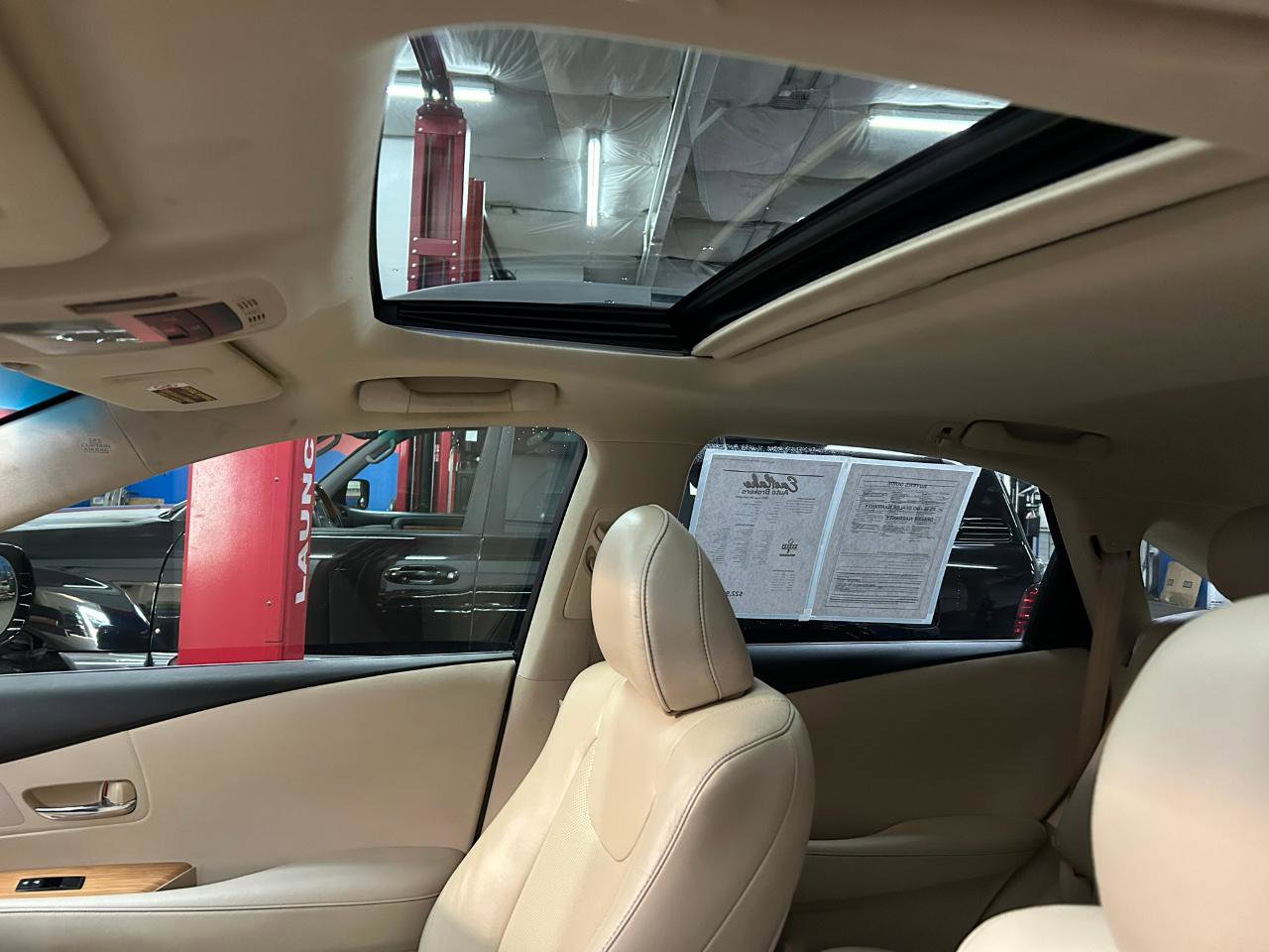 Used 2015 Lexus RX 450h AWD image 14