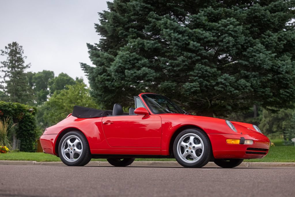 Used 1995 Porsche 911 Carrera RWD image 46