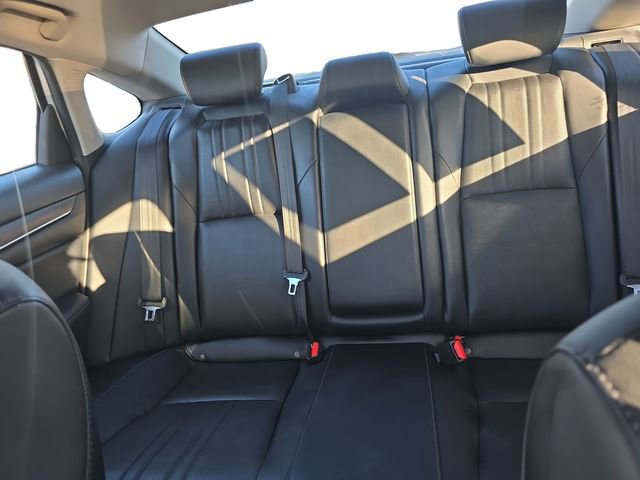 Used 2018 Honda Accord Touring image 22