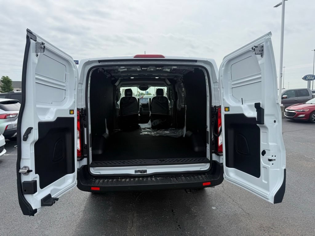 New 2026 Ford Transit 250 Low Roof w/ Load Area Protection Package RWD image 35