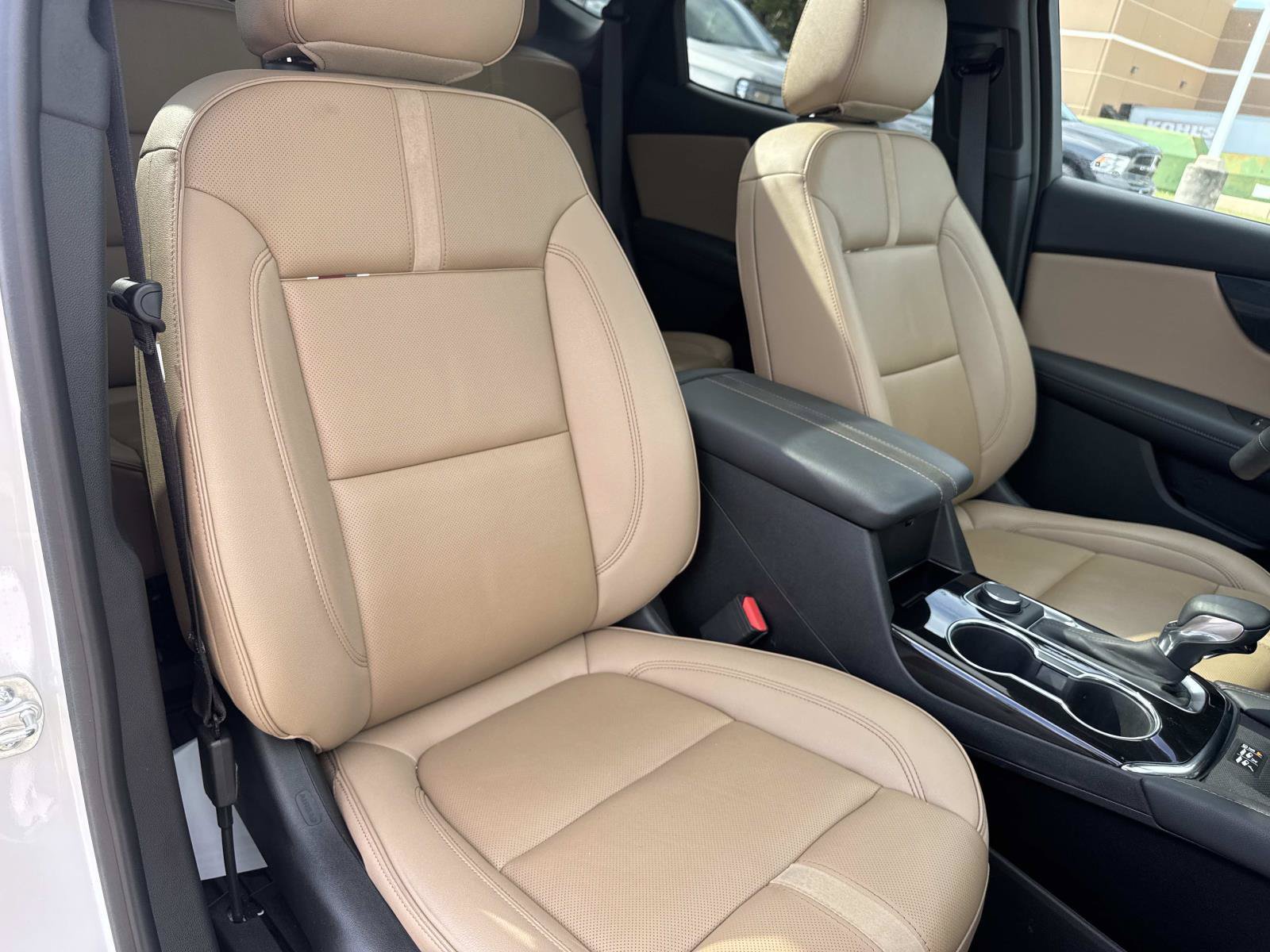 Used 2023 Chevrolet Blazer Premier w/ Enhanced Convenience Package FWD image 14