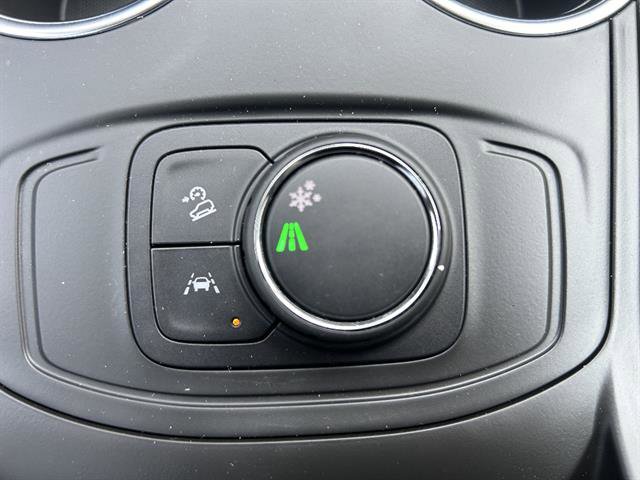 Certified 2022 GMC Terrain SLE image 22