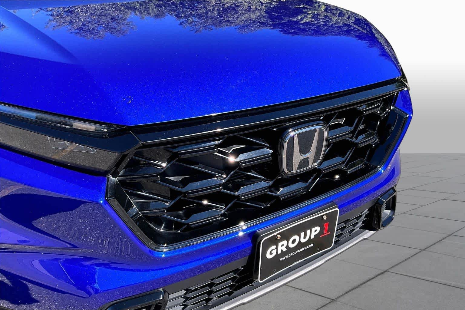 Used 2025 Honda CR-V Sport image 32