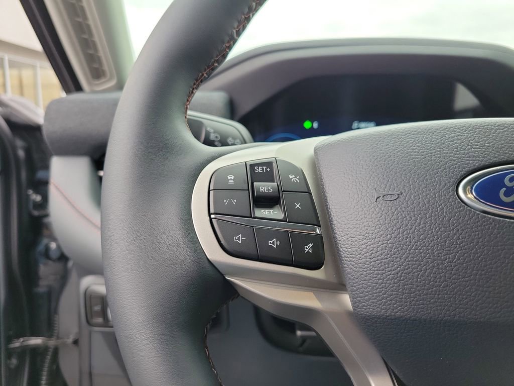 New 2026 Ford Explorer Active image 23