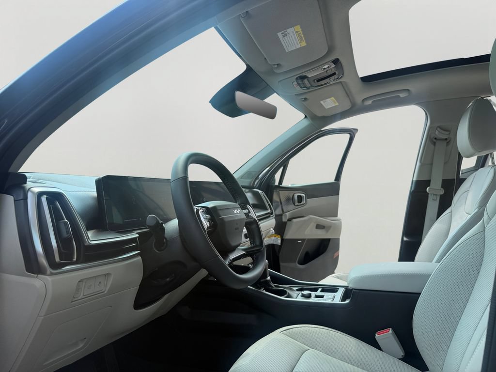 Used 2026 Kia Sorento EX w/ EX Premium Package FWD image 9