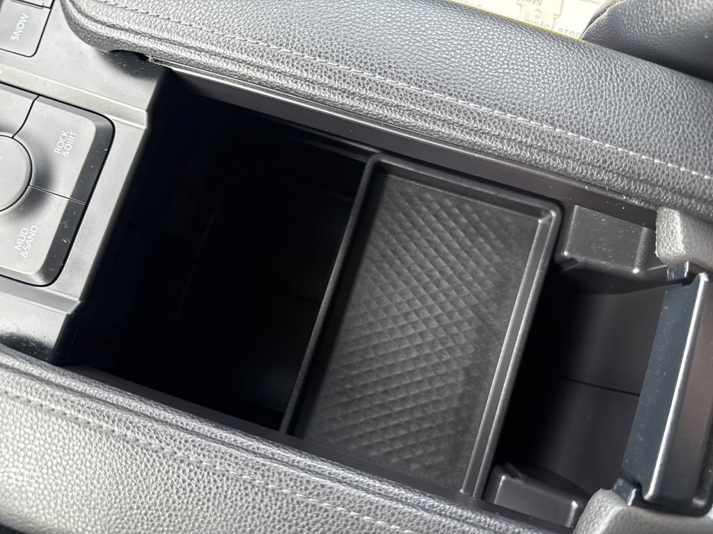 Used 2026 Toyota Grand Highlander AWD image 30