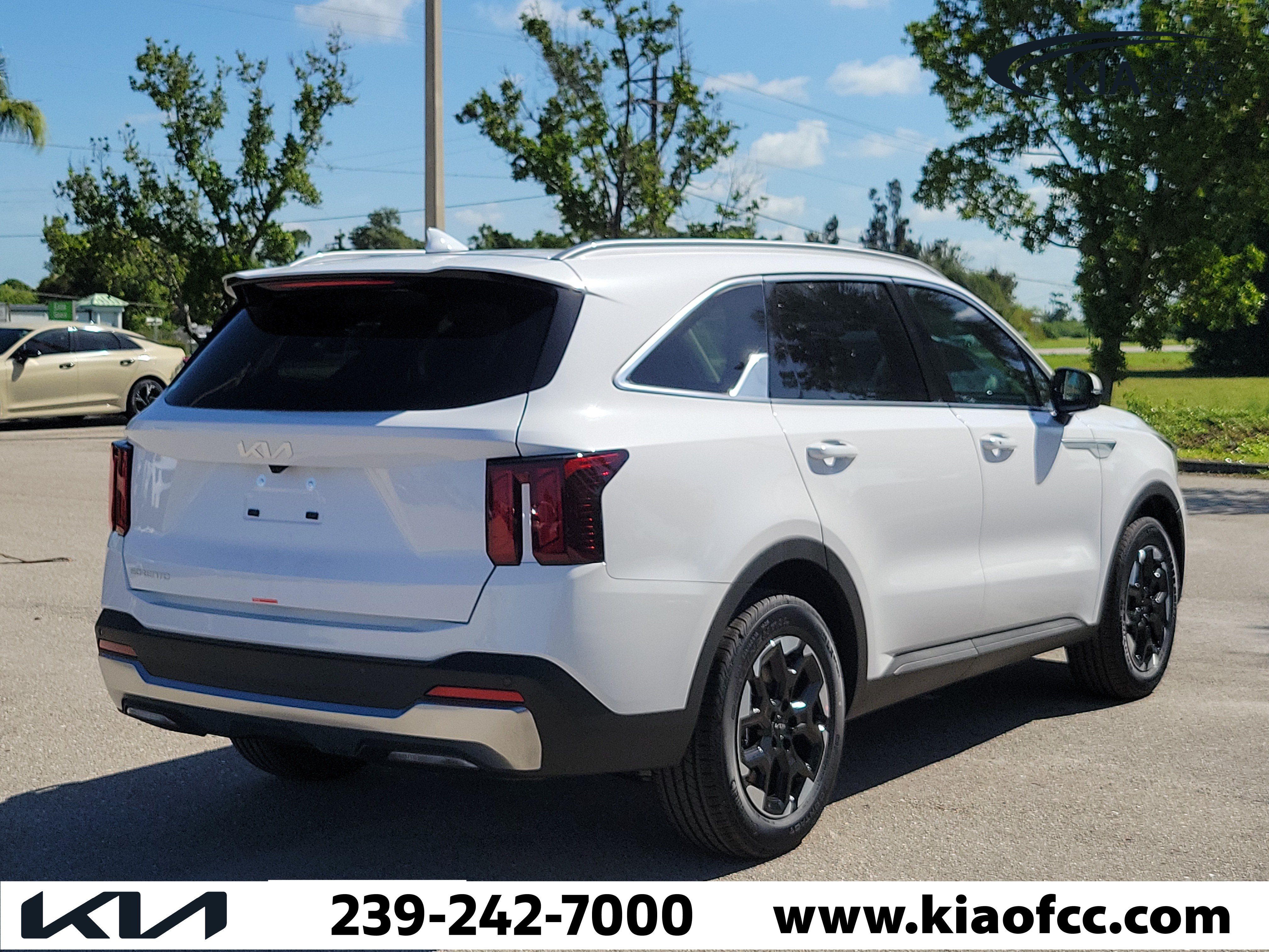 New 2026 Kia Sorento S w/ S Panoramic Sunroof Package FWD image 6