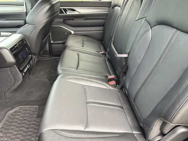 New 2026 Jeep Grand Wagoneer Limited w/ Convenience Group I AWD/4WD image 26