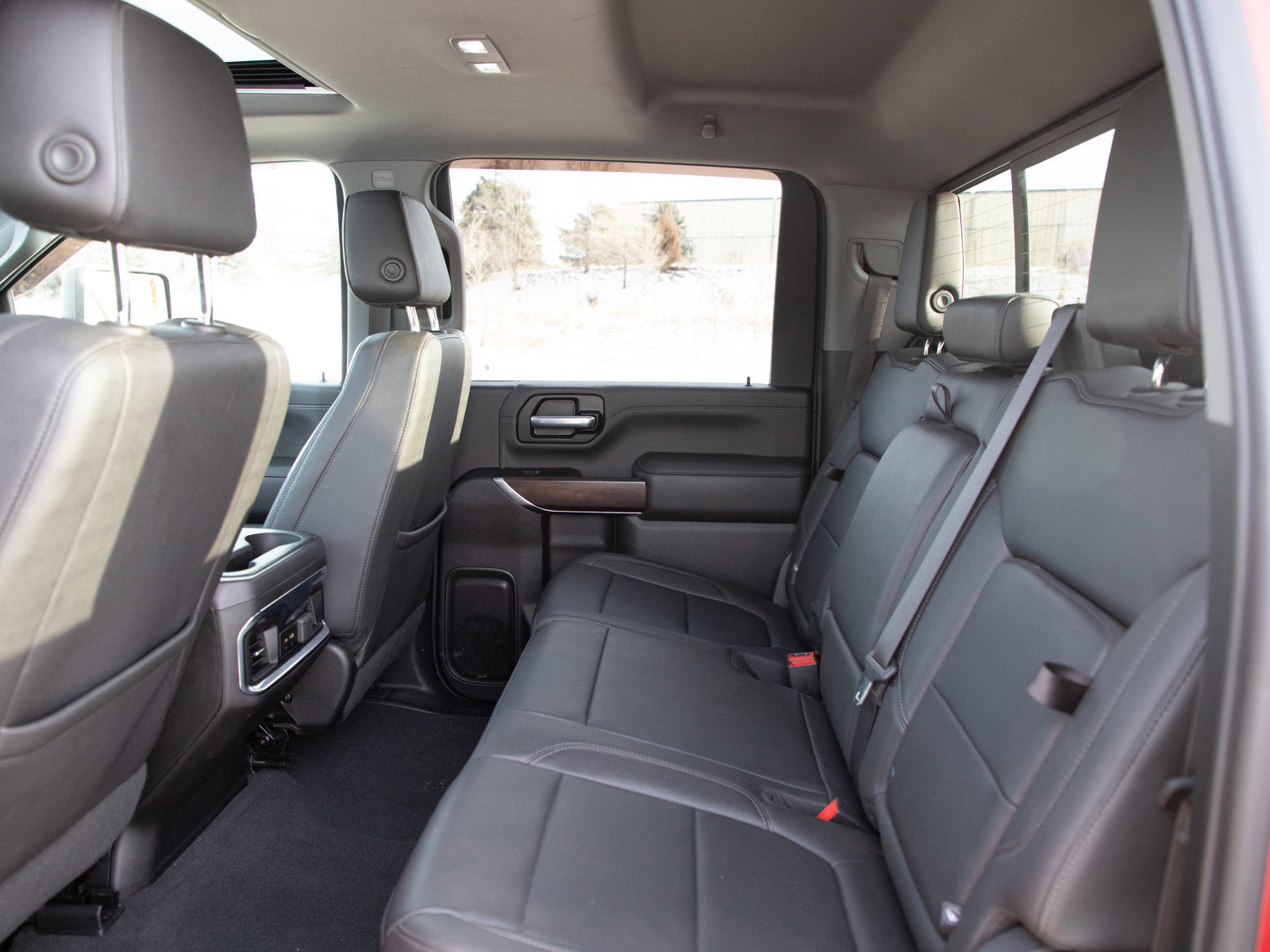 Used 2022 GMC Sierra 2500 SLT w/ SLT Preferred Package image 17